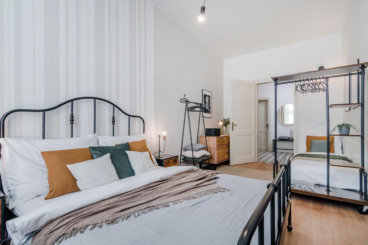 Royal Apartments Prague By Michal&Friends Exterior photo